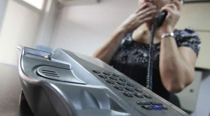 femeie din judetul constanta lasata de un fals doctor fara bijuterii din aur si suma de 7 500 de lei si 600 de euro 69c555c06601b