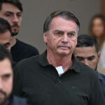 fostul presedinte brazilian jair bolsonaro externat din spital si plasat in arest la domiciliu 69c6d8c4a6186