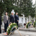 foto premierul ilie bolojan a adus un omagiu martirilor care au faurit unirea basarabiei cu romania in 1918 69c50fb73a00a
