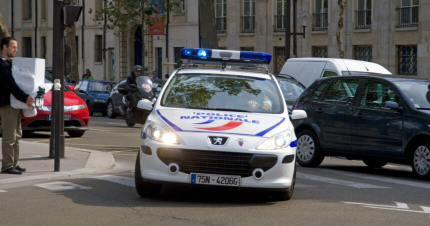 franta atentat dejucat la paris in fata filialei bank of america 69c7f57faf3a1