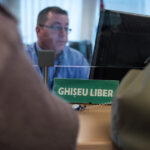 functionarii publici care sunt rezervisti voluntari nu sunt in stare de incompatibilitate proiectul adoptat de senat 69c17a51e9474