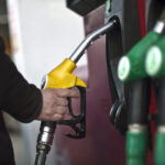 guvernul a amanat sedinta in care trebuia sa adopte limitarea adaosului comercial la carburanti lipseste avizul ces 69c2b32c85e9d