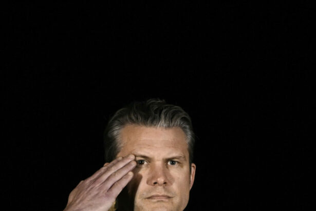 hegseth la slujba de la pentagon fie ca fiecare glont sa si gaseasca tinta impotriva dusmanilor maretei noastre natiuni 69c679ef9c77e