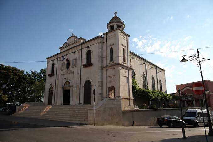 in sfarsit consiliul local constanta constientizeaza ca se impun interventii urgente se apropie momentul licitatiei pentru consolidarea malului surpat de la biserica greaca 69c54ab93d607