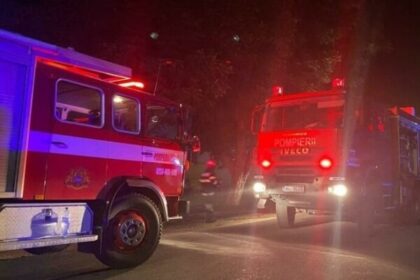 incendiu la parterul unui bloc din mangalia vezi de la ce au pornit flacarile 69cb527e94699