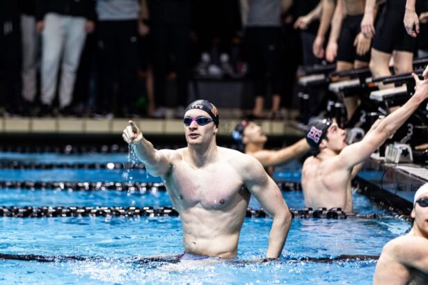 inotatorul constantean patrick dinu in top in competitia universitara americana 69a8a9c817ba4