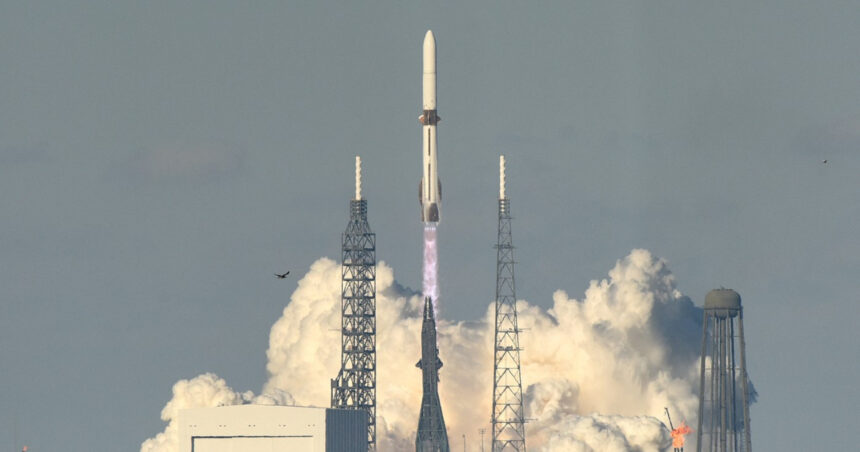 jeff bezos vrea sa lanseze o retea uriasa de sateliti pentru centre de date in spatiu la proiect se alatura si alte mari companii 69bdc165228ec