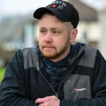 l am luat in brate ca sa nu ne arunce in aer povestea pacientului care a oprit un atac cu bomba intr un spital din marea britanie 69c8a567826d1