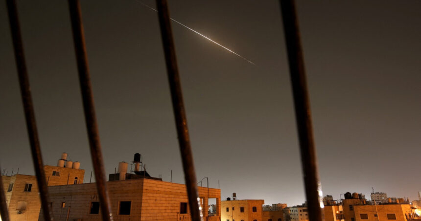 live text razboi in orientul mijlociu ziua 23 donald trump da un ultimatum teheranului stramtoarea ormuz trebuie deschisa in 48 de ore 69bf836479242