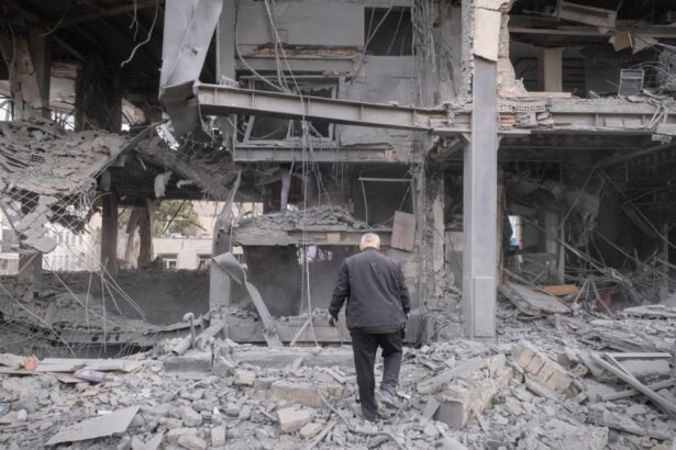 live text razboi in orientul mijlociu ziua 31 trump recunoaste ca si ar dori sa preia controlul asupra petrolului iranian 69ca3a74cc408