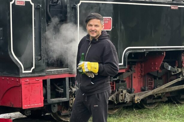 liviu varciu dat jos cu forta dintr un taxi dupa ce l a enervat pe sofer de la ce a pornit conflictul traim in romania 69b9390baa576