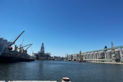 lovitura pentru cn apmc instanta suspenda criteriile de selectare a ofertelor privind serviciile de remorcaj in portul constanta 69cae67c3d9eb