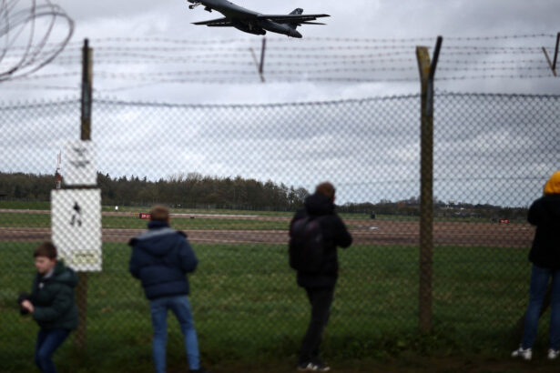 marea britanie permite americanilor sa i foloseasca bazele militare pentru lansarea de atacuri asupra iranului 69bd9ab93d630