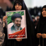 misterul mojtaba khamenei cia si mossadul cauta dovezi ca liderul suprem al iranului este in viata 69c01a8f87456