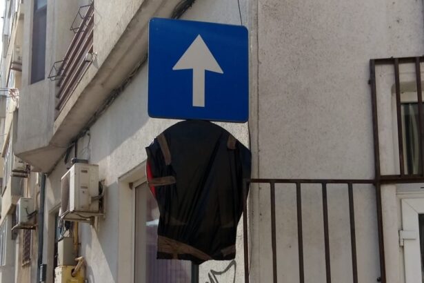 misterul semnelor rutiere fantoma din zona peninsulara ipj sustine ca nu au legatura cu vechiul regulament ci cu un proiect de sistematizare a traficului 69b7d98f85b89