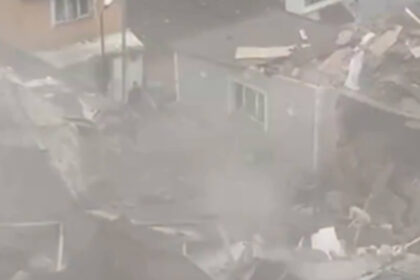 news alert explozie intr un district al istanbulului doua cladiri s au prabusit trei oameni au fost dusi la spital 69bfd442d2cf5