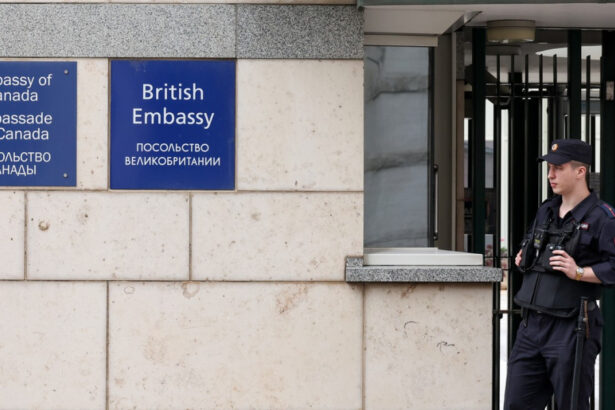 noi tensiuni moscova londra rusia acuza un diplomat britanic de spionaj si anunta expulzarea acestuia 69ca3d24f17d9