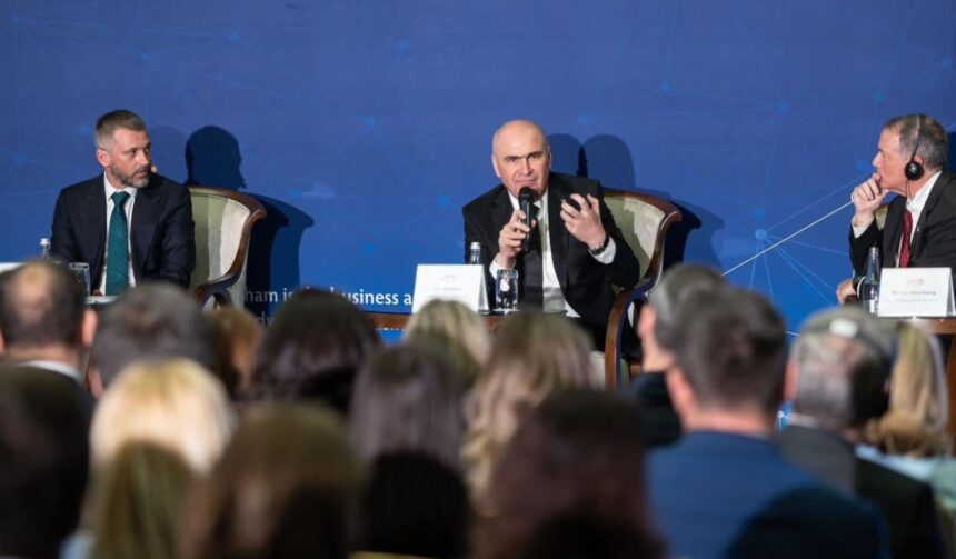 nu e vorba de ucraina deci nu e urgenta s au intalnit degeaba la guvern nici o decizie in privinta crizei carburantilor 69ca3bf2e0423