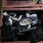 perchezitii la presupusi traficanti de droguri de mare risc foloseau doua fete de 13 si 15 ani pentru distributie 69cbb8fddba6f