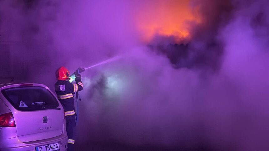 pericol public un individ din mangalia s a imbatat si si a dat foc la casa amenintand vecinii sa ardeti toti 69b3e51756b25