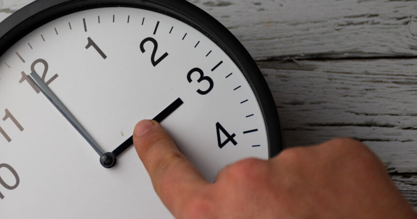 peste jumatate dintre romani vor sa pastram si ora de vara si ora de iarna sondaj 69ca4b97dfda0