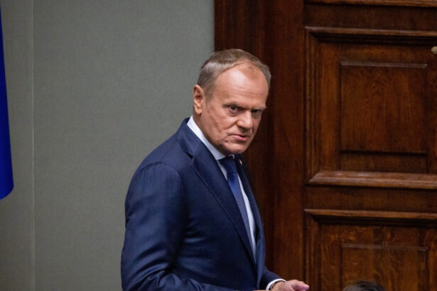 polonia va reduce tva ul la combustibili la 8 din cauza conflictului din iran afirma premierul donald tusk 69c54841d3ba7