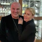 povestea de dragoste dintre dan capatos si sotia lui cum a inceput de fapt relatia lor ea se pregatea de nunta avea invitatiile ceva rau 69c8f607f0360