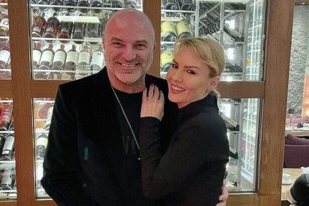 povestea de dragoste dintre dan capatos si sotia lui cum a inceput de fapt relatia lor ea se pregatea de nunta avea invitatiile ceva rau 69c8f607f0360