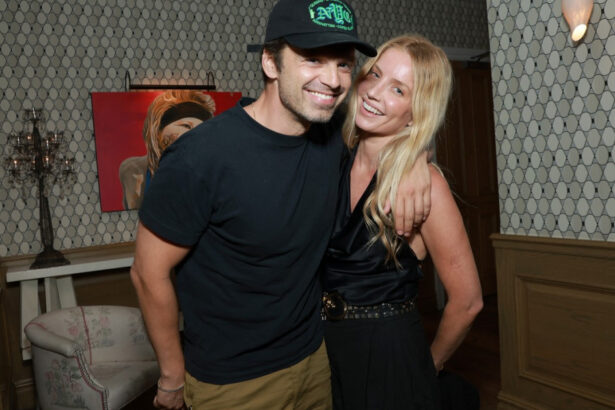 presa de la hollywood sebastian stan si annabelle wallis se pregatesc sa devina parinti 69bb1ae072eb0