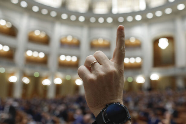 proiect parlamentari din aur sos si pot vor sa anuleze legile care interzic organizatiile fasciste si cultul criminalilor de razboi 69ca7c9da5660