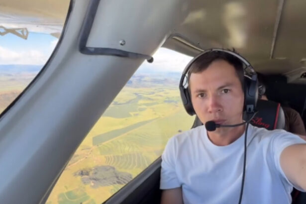 prostia nu are limite un cunoscut blogger rus a murit dupa ce avionul cu care zbura a fost confundat cu o drona de catre antiaeriana 69c3e863e0b2d