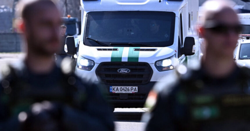 raidul asupra masinii ucrainene de transport de valori ar fi fost organizat de serviciile secrete ungare pentru a provoca o confruntare 69c0fc0e29d41