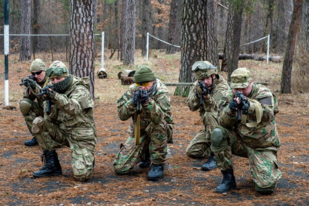 razboiul prelungit schimba armata ucrainei mai putini voluntari si tot mai multe dezertari care este cheia supravietuirii pe front 69cb4847e7d7e