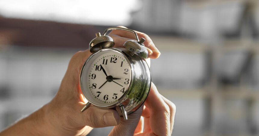 romania trece la ora de vara 2026 avertismentul medicilor privind efectele schimbarii asupra somnului 69c37f96b2ceb