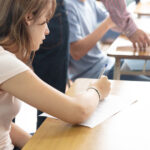 simulare bacalaureat 2026 elevii sustin astazi ultima proba scrisa cum sunt structurate subiectele la limba materna 69c4d0b90f812