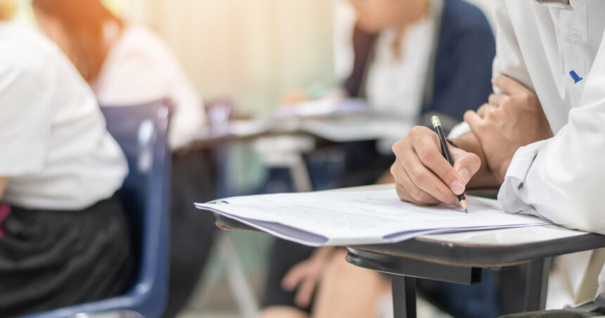 simulare bacalaureat 2026 modele de subiecte pentru proba la alegere a profilului lista materiilor in functie de specializare 69bf873a37984