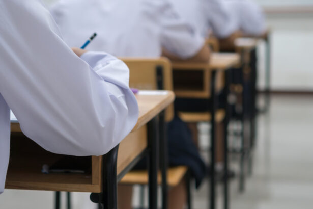 simulare bacalaureat 2026 reguli stricte pentru elevi ce greseli duc la eliminarea din examen 69bf9fe1bb832