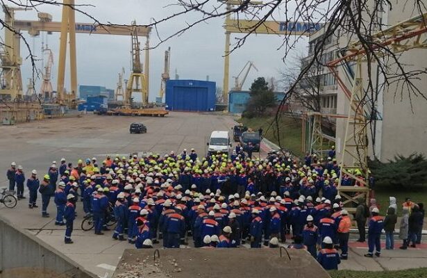 sindicatul liber navalistul a votat pentru aprobarea planului de reorganizare a damen mangalia 69c540947555e