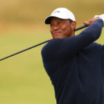 tiger woods a fost implicat intr un accident el s a rasturnat cu masina in florida 69c6fbe3e92b4