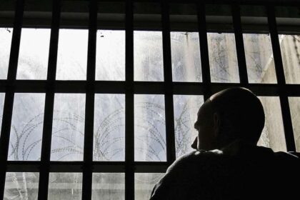 tradare din interior un subinspector la poarta alba a compromis o ancheta diicot privind traficul de droguri ce avea acasa 69c39f52e97cc