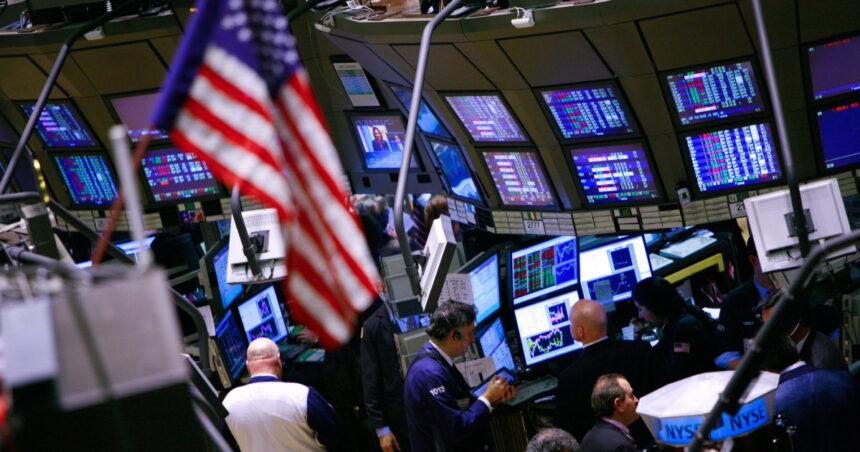 tranzactii suspecte de 580 de milioane de dolari inainte ca trump sa faca anuntul cineva tocmai s a imbogatit considerabil 69c26932bd92a