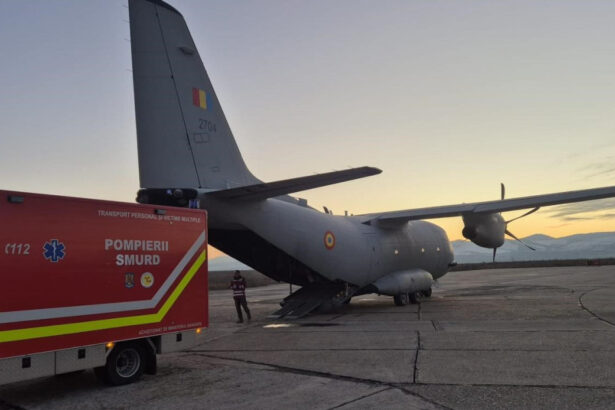 trei pacienti cu arsuri transferati in germania cu o aeronava c 27j spartan a fortelor aeriene romane 69bd2741c0beb
