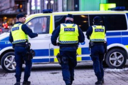 un barbat din suedia acuzat ca si a vandut sotia pentru servicii sexuale catre peste 120 de barbati 69cac9b86baca