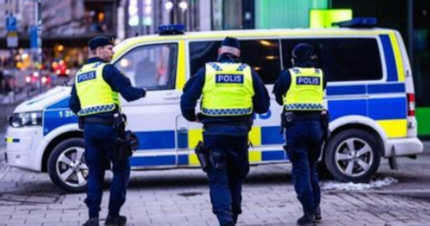 un barbat din suedia acuzat ca si a vandut sotia pentru servicii sexuale catre peste 120 de barbati 69cac9b86baca