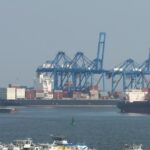 un remorcher s a scufundat in portul midia la bord se aflau 5 persoane 69ba5caec3d50