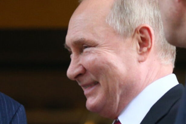 un sustinator fervent al lui putin care s a intors impotriva dictatorului si a cerut sa fie arestat a fost internat la psihiatrie 69bc02e859397