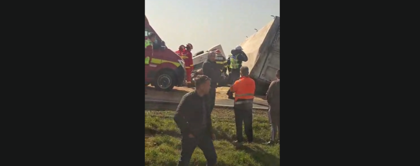 video accident rutier in judetul constanta intre o masina si autocamion o persoana a murit 69b91ec941e83