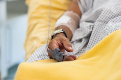 video anchete la galati dupa moartea unui pacient de 83 de ani rudele acuza ca barbatul a fost plimbat timp de 16 ore intre doua spitale 69ba33584ad9f