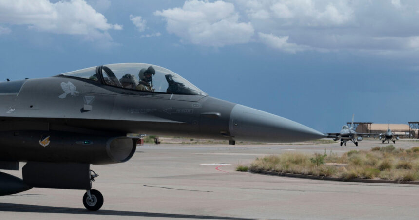 video atac armat la o baza militara din sua un mort si un ranit la holloman in new mexico 69babc257c3e3