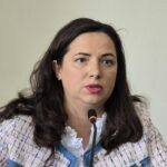 video consilierii judeteni au votat pentru reinfiintarea functiei de administrator public al judetului ionela costache propunerea lui florin mitroi 69ca28c5cd6ca